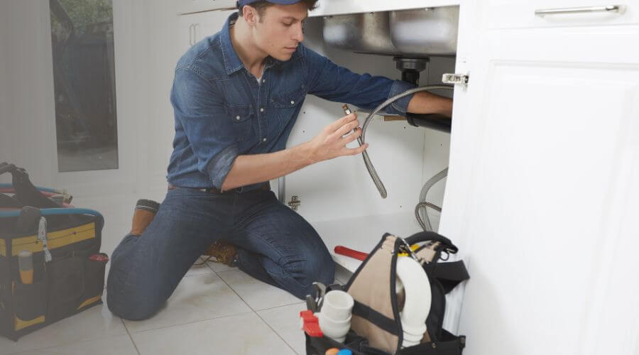 Expert burst pipe repair services in Hartwick, IA